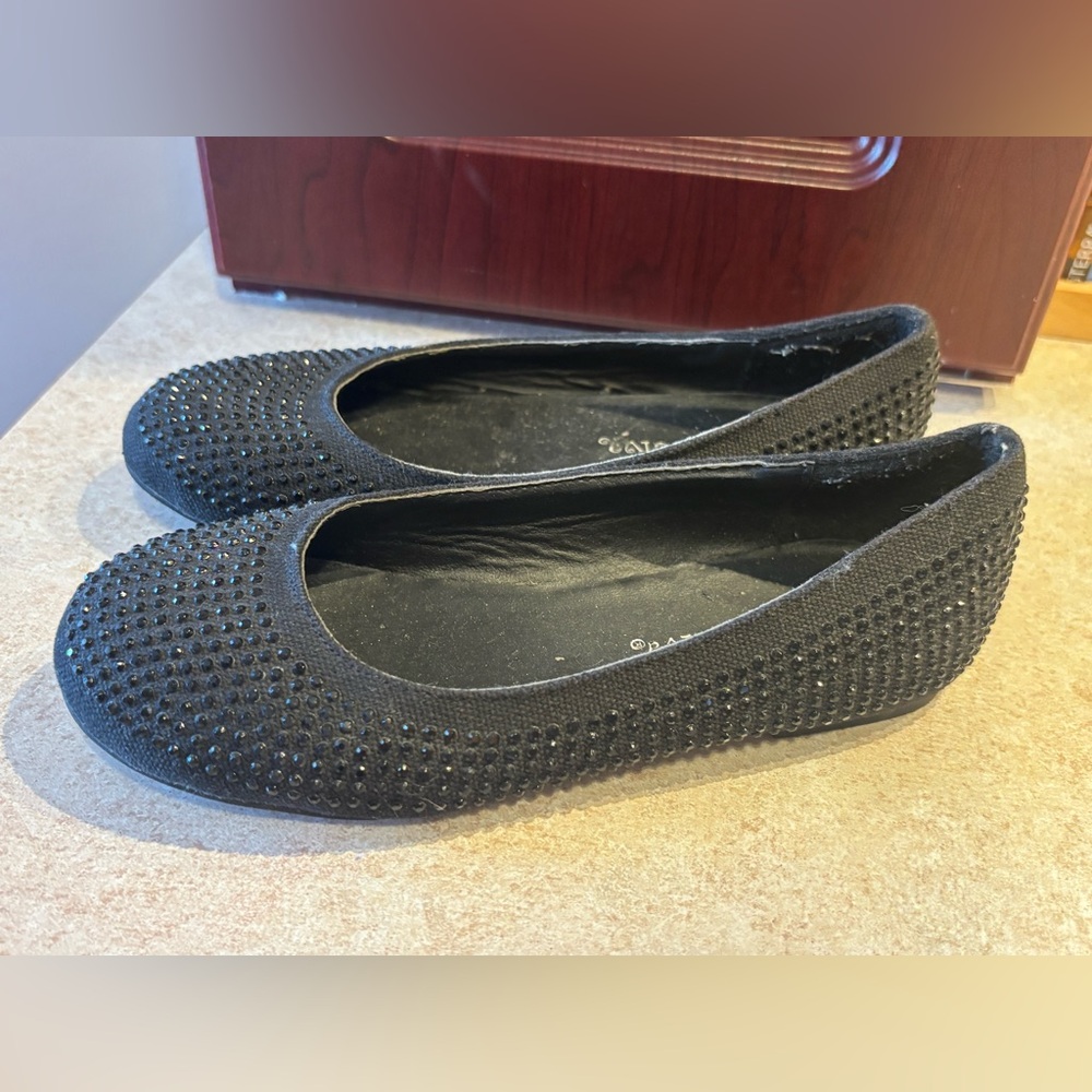 Girls' Black Crystal-Embellished Ballet Flats